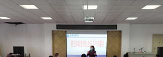 青云譜區(qū)教育局領(lǐng)導(dǎo)蒞臨南昌民德學校檢查初三復(fù)課疫情防控工作